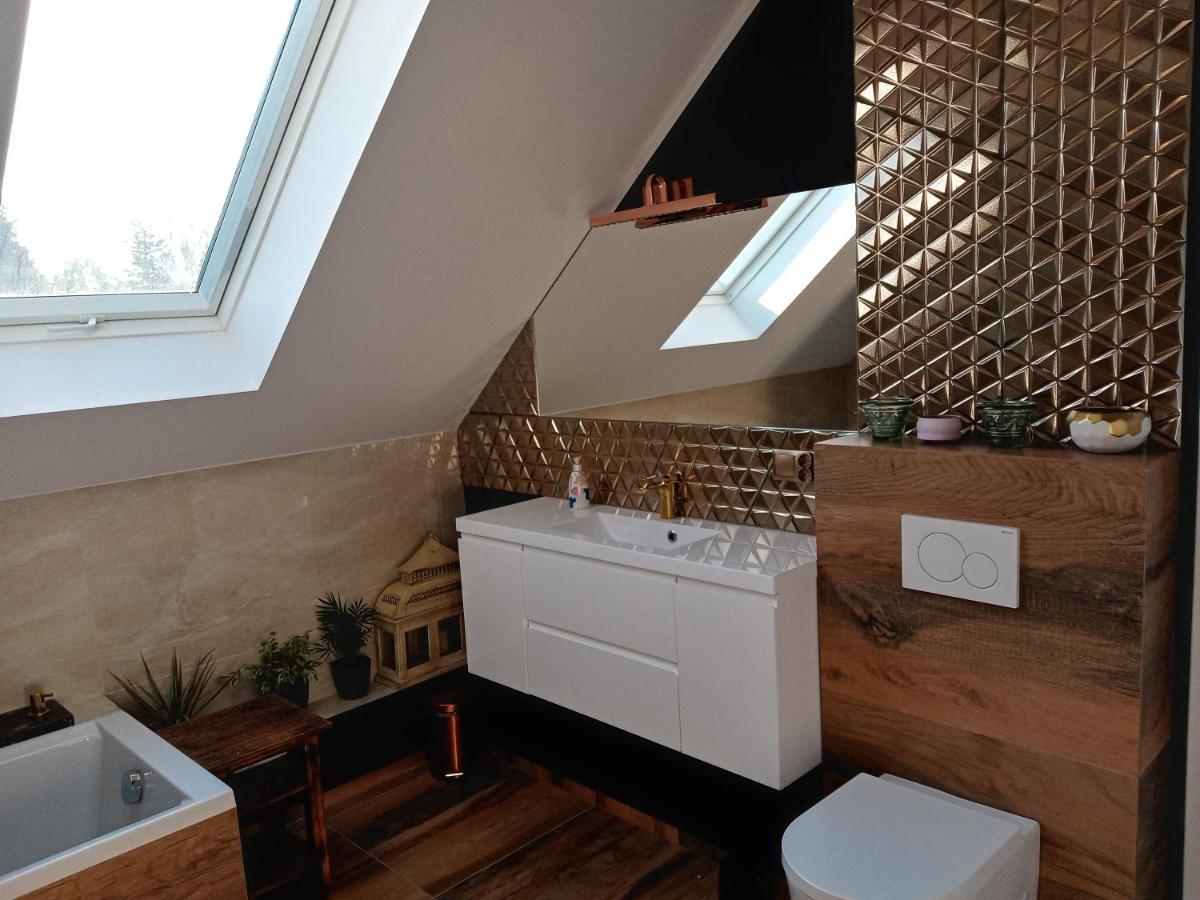Dom Z Ogrodem Villa Laka  ภายนอก รูปภาพ