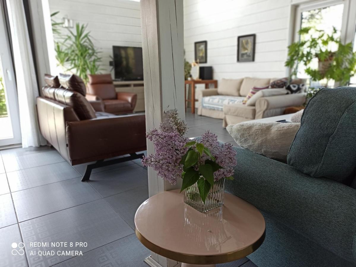 Dom Z Ogrodem Villa Laka  ภายนอก รูปภาพ