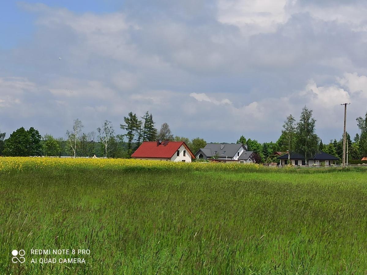 Dom Z Ogrodem Villa Laka  ภายนอก รูปภาพ